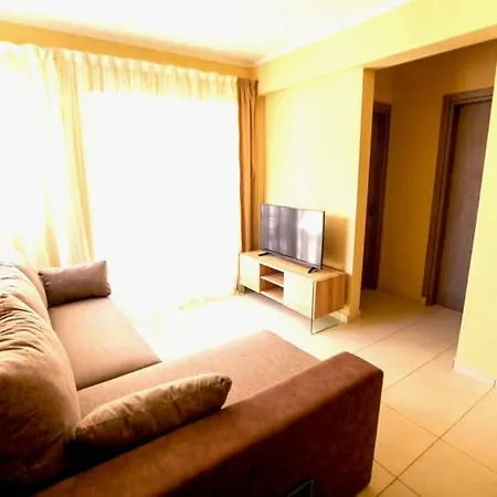 Lägenhet Apartment Dinie, One Bedroom Apartment By The Beach With Pool